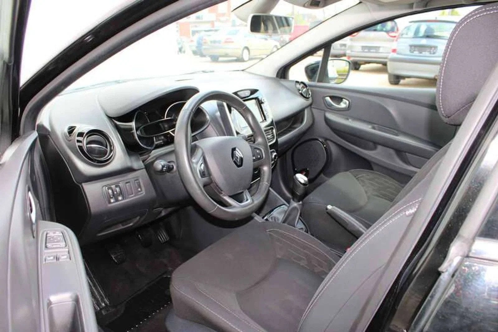 Renault Clio airco/cruise inclusief 1 JAAR garantie!, Auto's, 898 cc, 76 pk, Gebruikt, Zwart