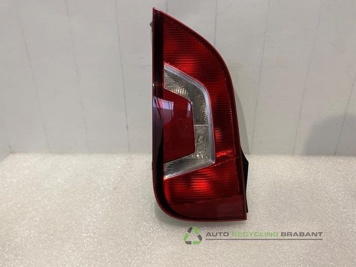 Feu arrière gauche d'un Volkswagen UP, Volkswagen, -, 3 mois de garantie, Utilisé