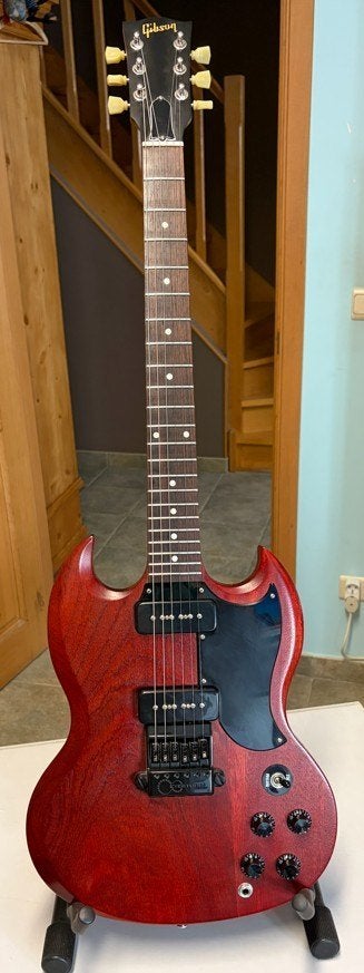 Guitare Gibson SG p90 cherry 2011 USA avec chevalet Evertune, Enlèvement ou Envoi, Utilisé, Solid body, Gibson