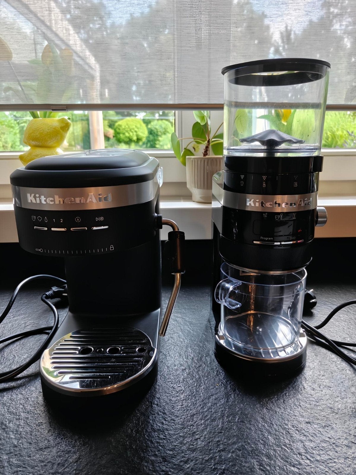 KitchenAid koffiemachine en koffiemaler., Elektronische apparatuur, Koffiezetapparaten, Ophalen, Koffiemachine, Zo goed als nieuw