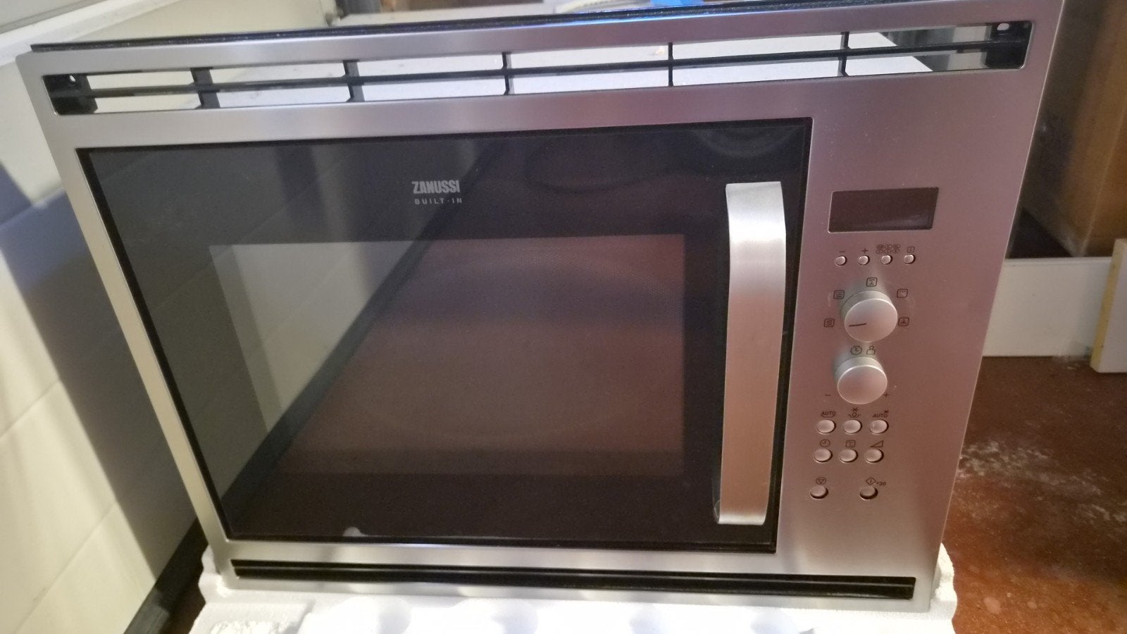 Zanussi - four combiné, Electroménager, Micro-ondes, Four, Plaque tournante, Enlèvement