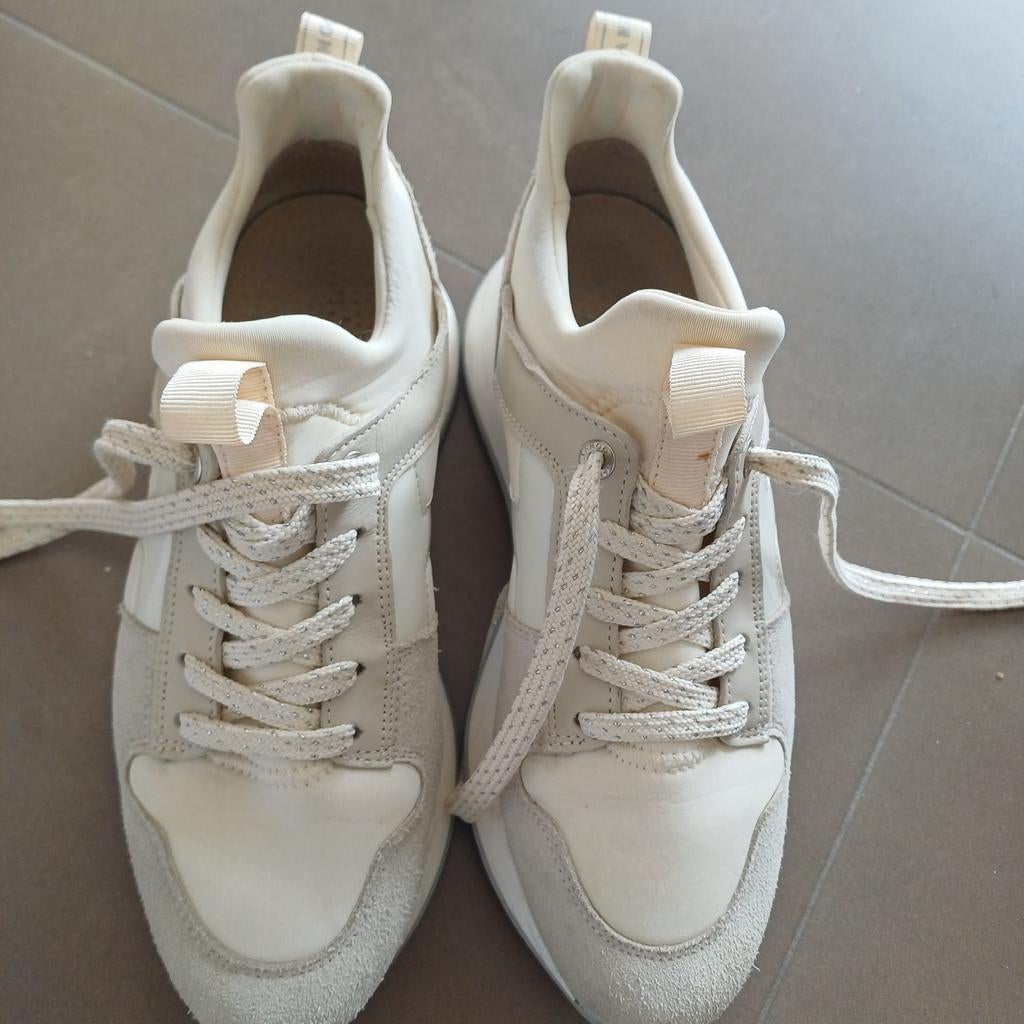 Beige sneakers, Kleding | Dames, Ophalen, Tango, Beige, Zo goed als nieuw