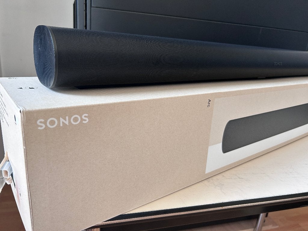 Sonos Arc Zwart - 2 jaar oud, Ophalen, Bluetooth, Gebruikt