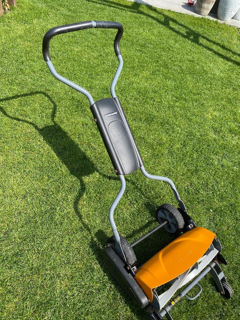Friskars Staysharp Max, Tuin en Terras, Grasmaaiers, Ophalen, Handgrasmaaier, Friskars, Zo goed als nieuw