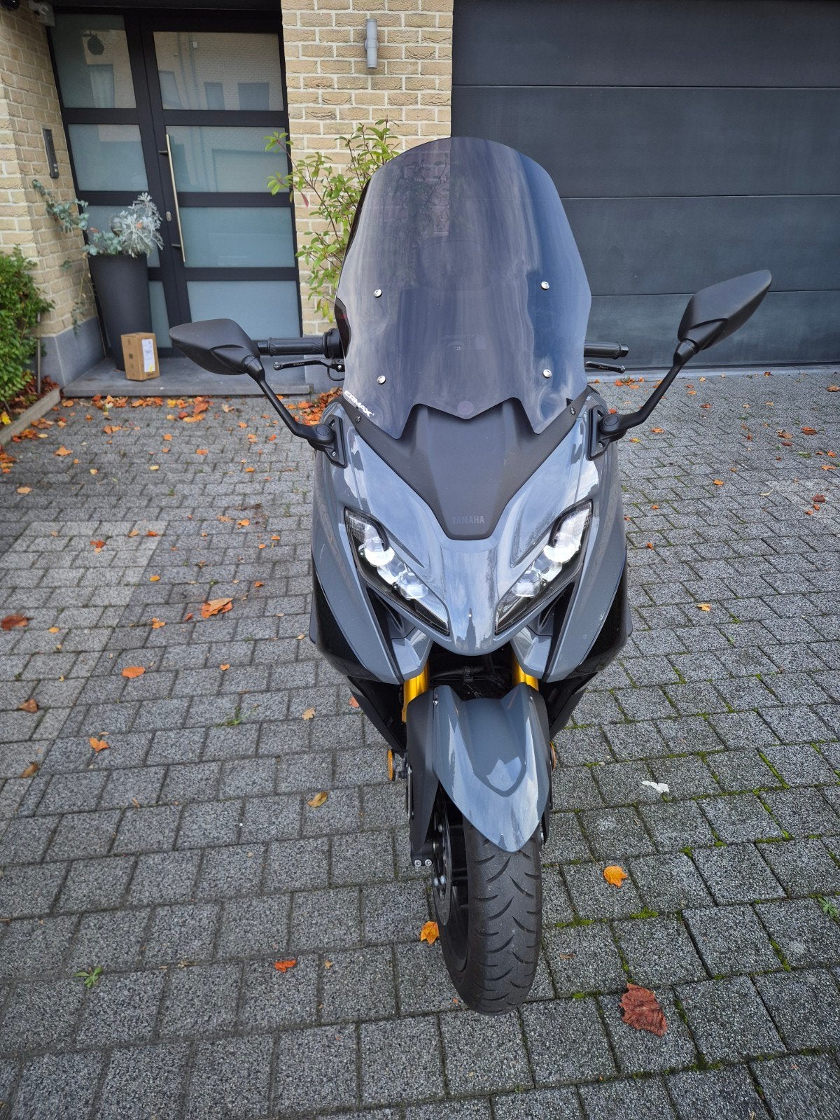 Yamaha T-Max Tech Max 560