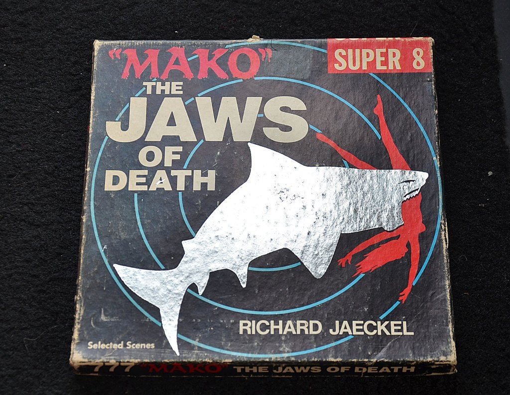 Mako the jaws of death 777 - Super 8 film, TV, Hi-fi & Vidéo, Bobines de film, Enlèvement ou Envoi, Film 8 mm