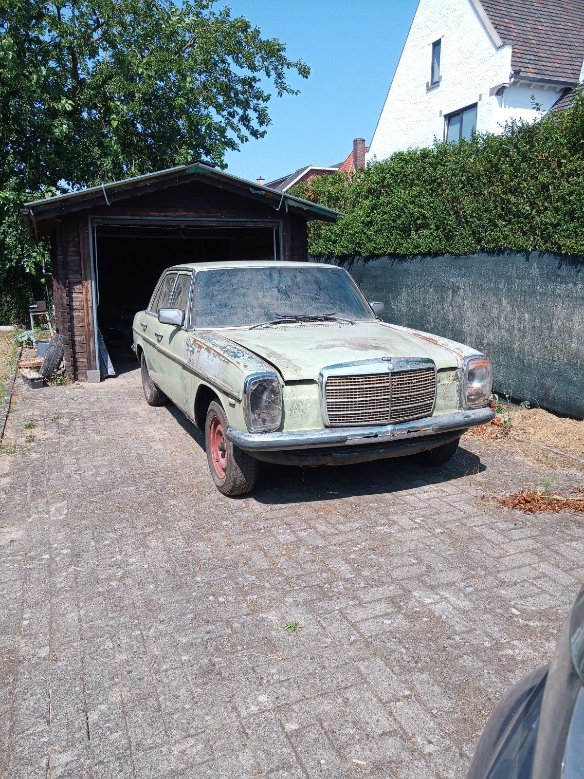 Mercedes W115 D schuurvondst, Auto-onderdelen, Ophalen of Verzenden