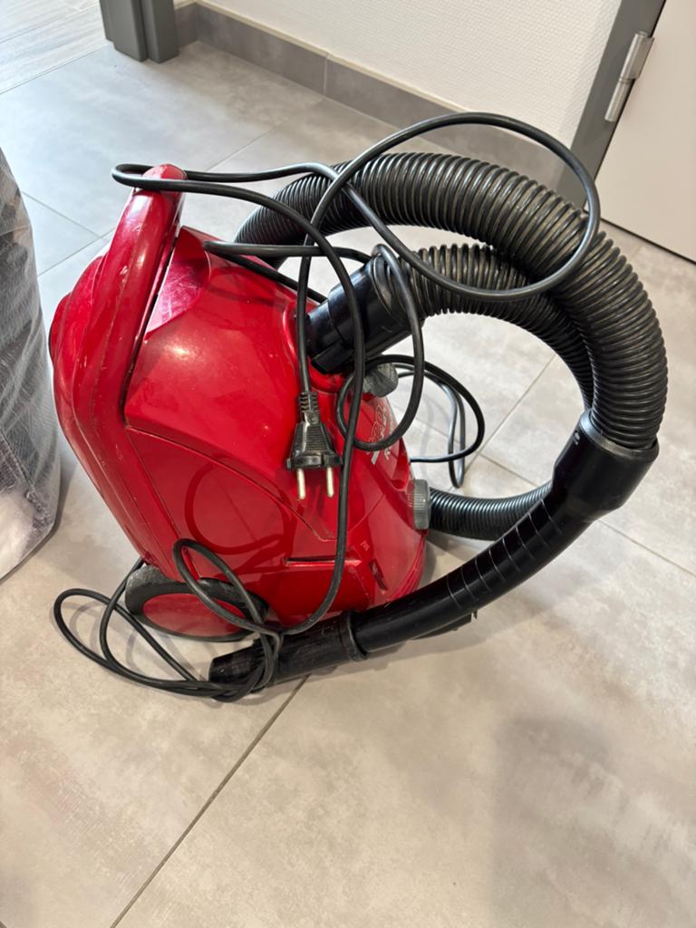 Aspirateur rowenta, Doe-het-zelf en Bouw, Reinigingsmachines, Ophalen