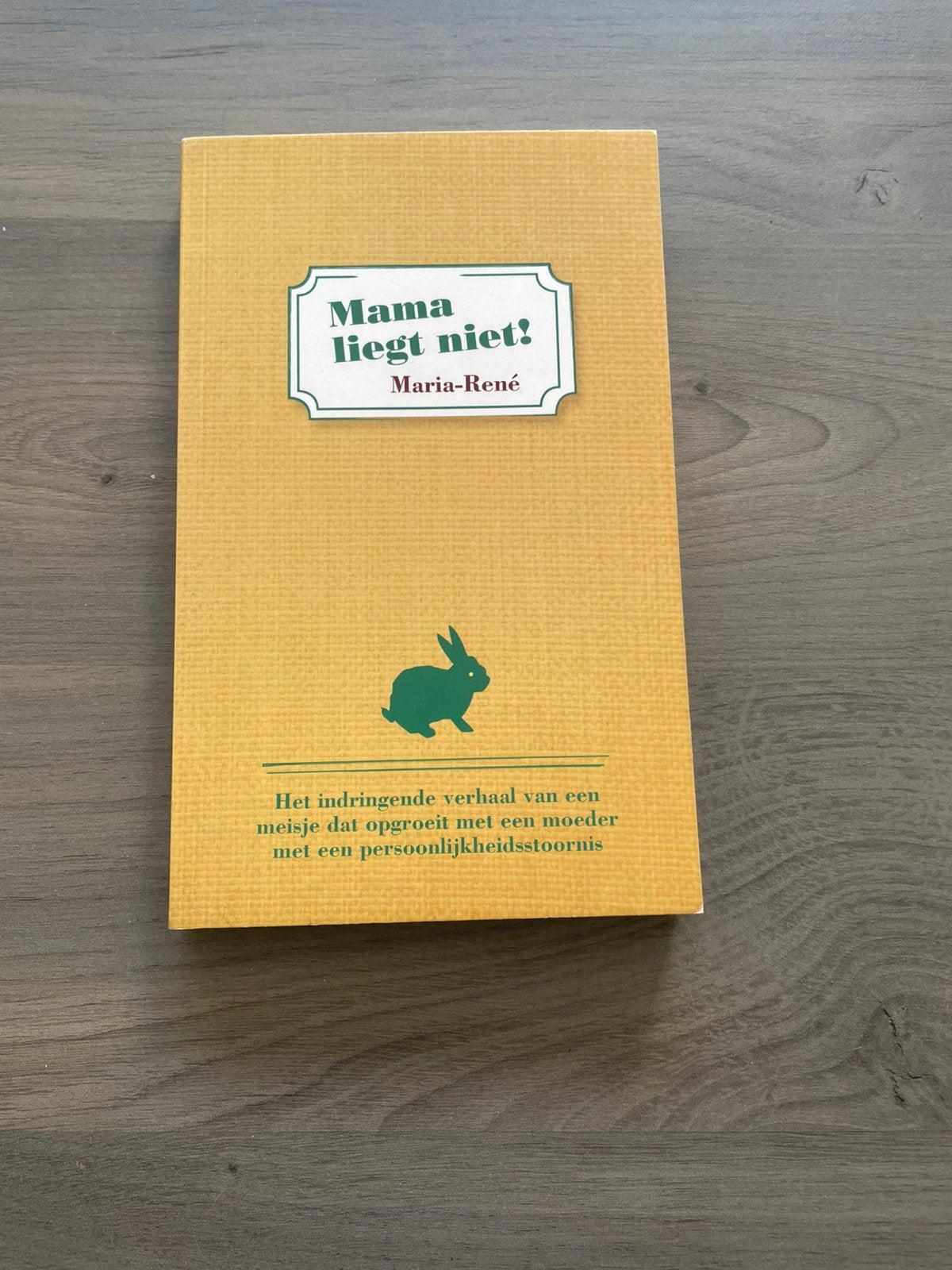Boek - Mama liegt niet!, Boeken, Gezondheid, Dieet en Voeding, Ophalen, Zo goed als nieuw