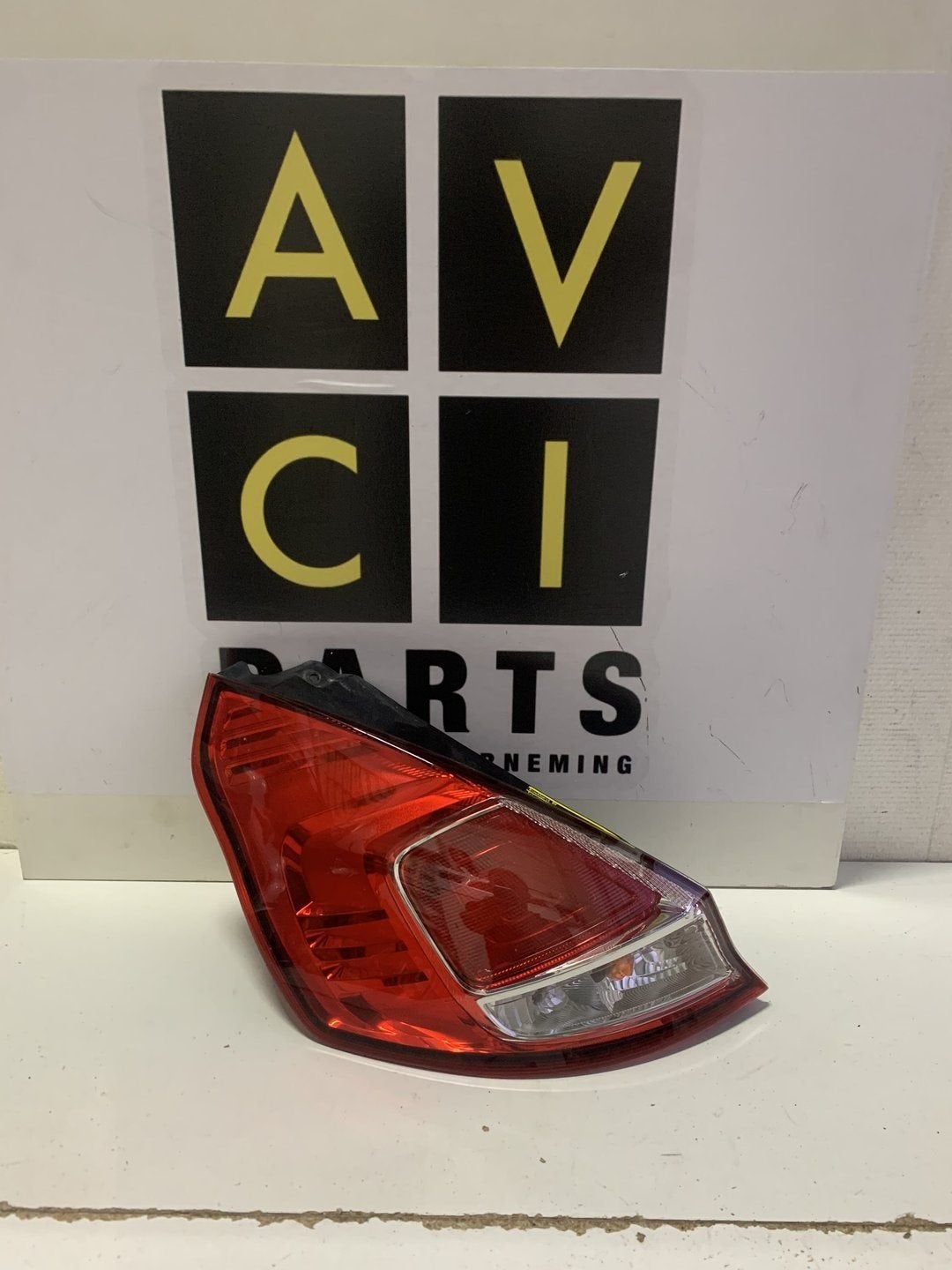 Achterlicht Ford Fiesta mk7 facelift links 12-17, Gebruikt, -, -, Ophalen of Verzenden