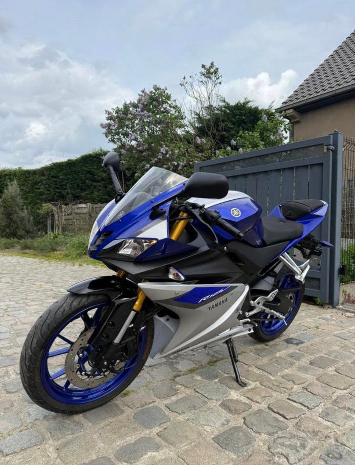 Yamaha yzf r125, Motos, Motos | Yamaha, ABS, Occasion, Permis Moto A1 minimum, Particulier