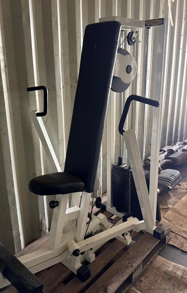 TECHNOGYM ISOTONIC CHEST PRESS, Enlèvement ou Envoi, Comme neuf