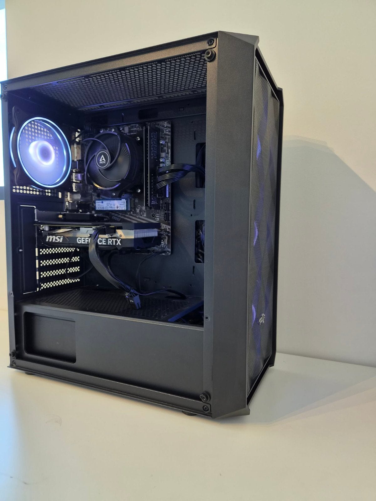 Game PC–RTX 4060 (8GB)|Ryzen 5 5500|32GB RAM|1TB NVMe SSD, Computers en Software, Ophalen, 32 GB, AMD Ryzen 5, Zo goed als nieuw