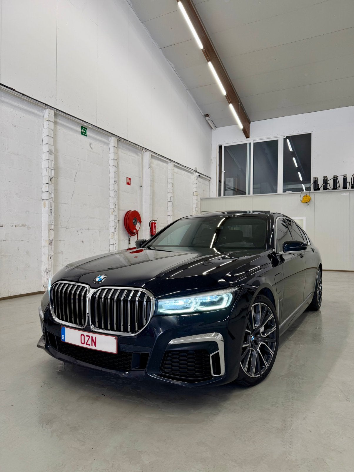 BMW 745 e M pack Individual/Laser/360, Automaat, 4 deurs, Achterwielaandrijving, Euro 6
