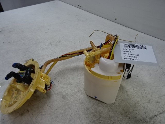 POMPE CARBURANT C BMW 5 serie (G30) (747610702), Utilisé, BMW