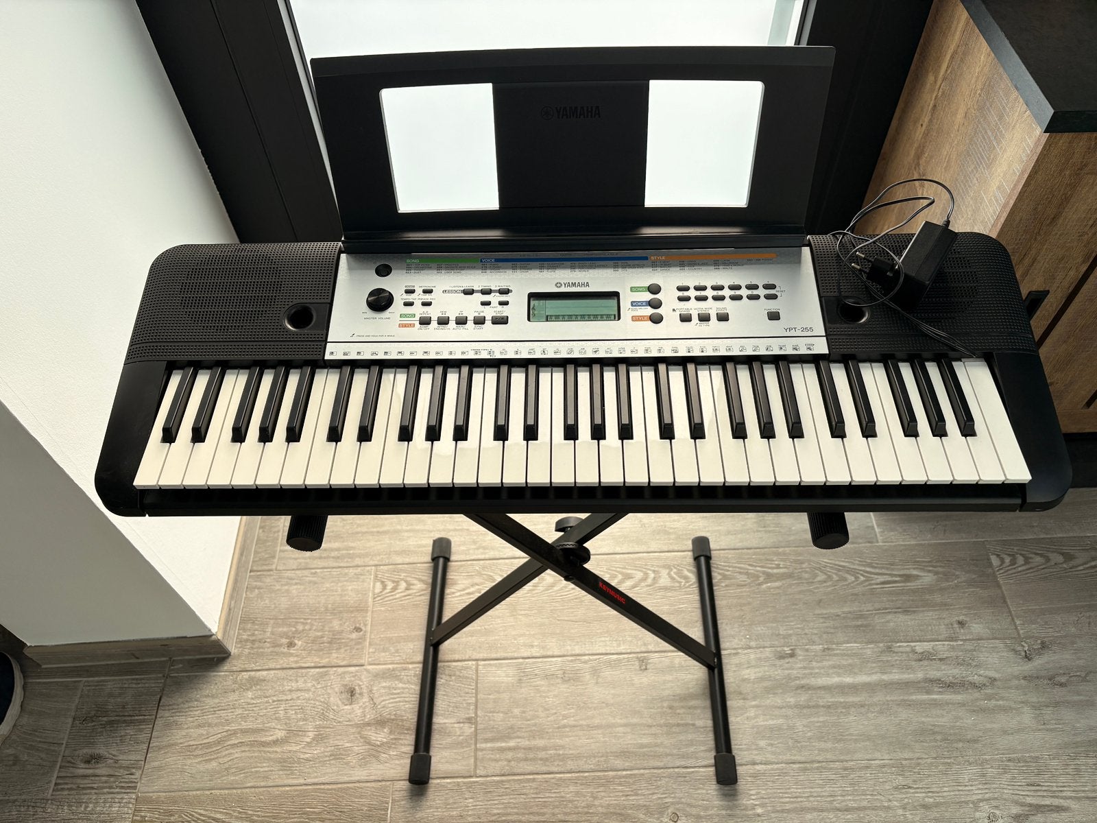 Yamaha keyboard + standaard, Muziek en Instrumenten, Keyboards, Ophalen, 61 toetsen, Yamaha, Zo goed als nieuw