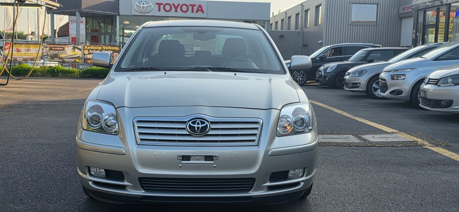 Toyota avensis 1.8 vvt-i linea _ 95kw _ 1e eigenaar!!, Auto's, Toyota, Voorwielaandrijving, 4 deurs, Stof, Avensis
