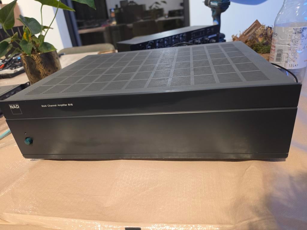 NAD multi channel amplifier 916. Top staat, Audio, Tv en Foto, Versterkers en Ontvangers, Ophalen of Verzenden
