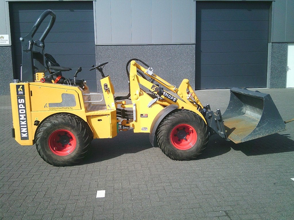 KNIKMOPS KM 250  2026, Ophalen, Wiellader of Shovel