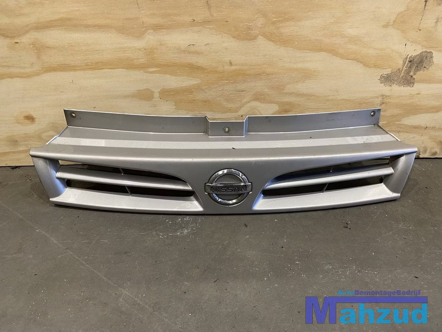 NISSAN PRIMASTAR Grijs grille 2001-2005, Nissan Motor Co., Ltd., Takashima 1-chome 1-1
220-8686  Yokohama, Utilisé, NISSAN_SR@mail.nissan.co.jp