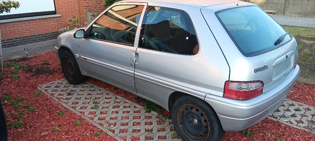 Citroen saxo, Autos, Citroën, Argent ou Gris, Achat, Saxo, Boîte manuelle