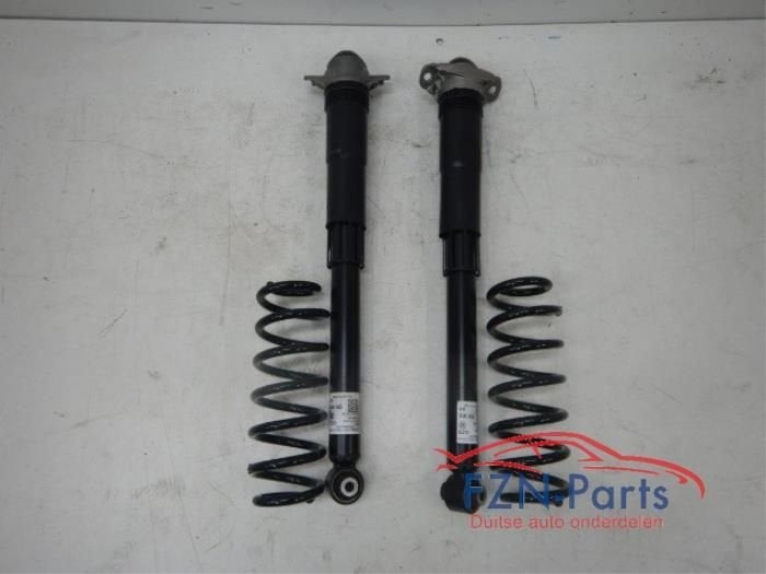 VW Golf 8 R Schokdemper Veren Set Achterzijde, Ophalen of Verzenden, Gebruikt