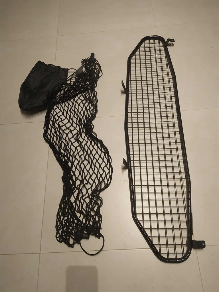 Barrière de protection chien pour voiture, Enlèvement