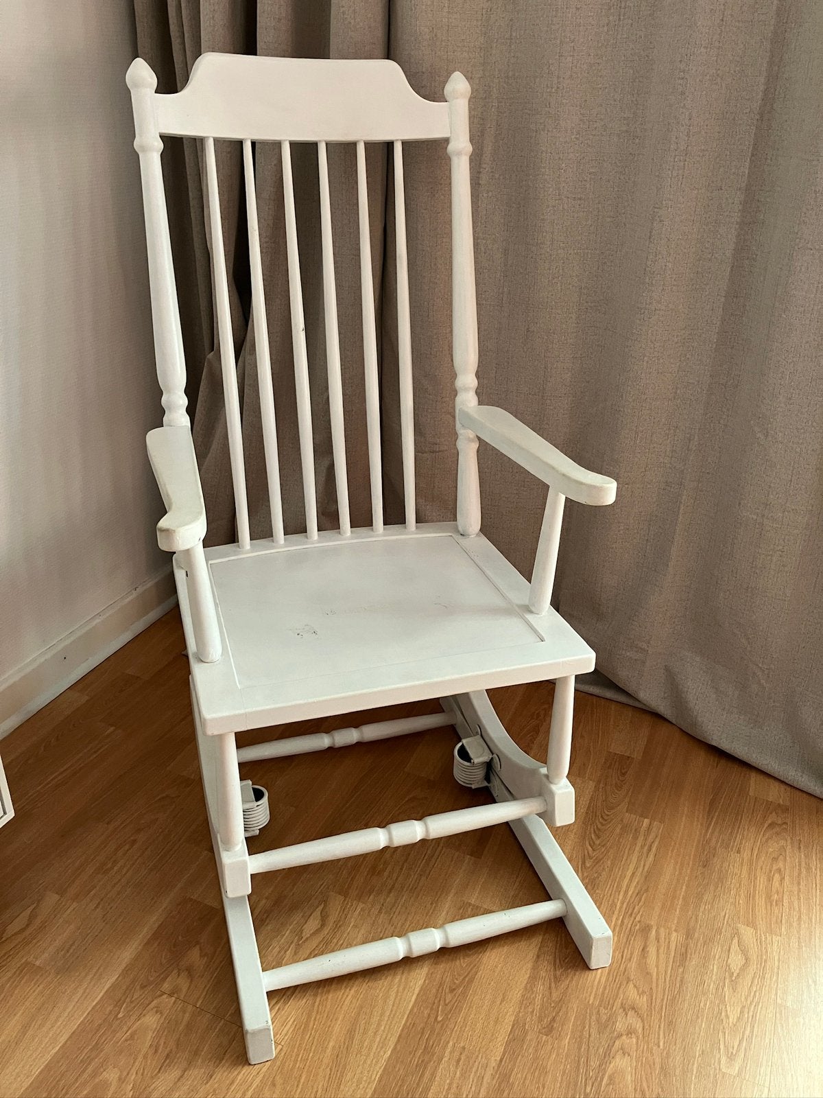 Witte vintage schommelstoel, Ophalen, Gebruikt, Stoel(en)