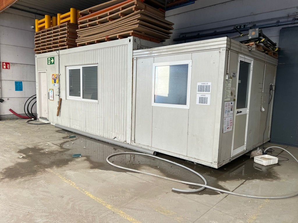 Container / werfkeet met bureau, Doe-het-zelf en Bouw, Bouwketen en Schaftketen, Ophalen, Gebruikt