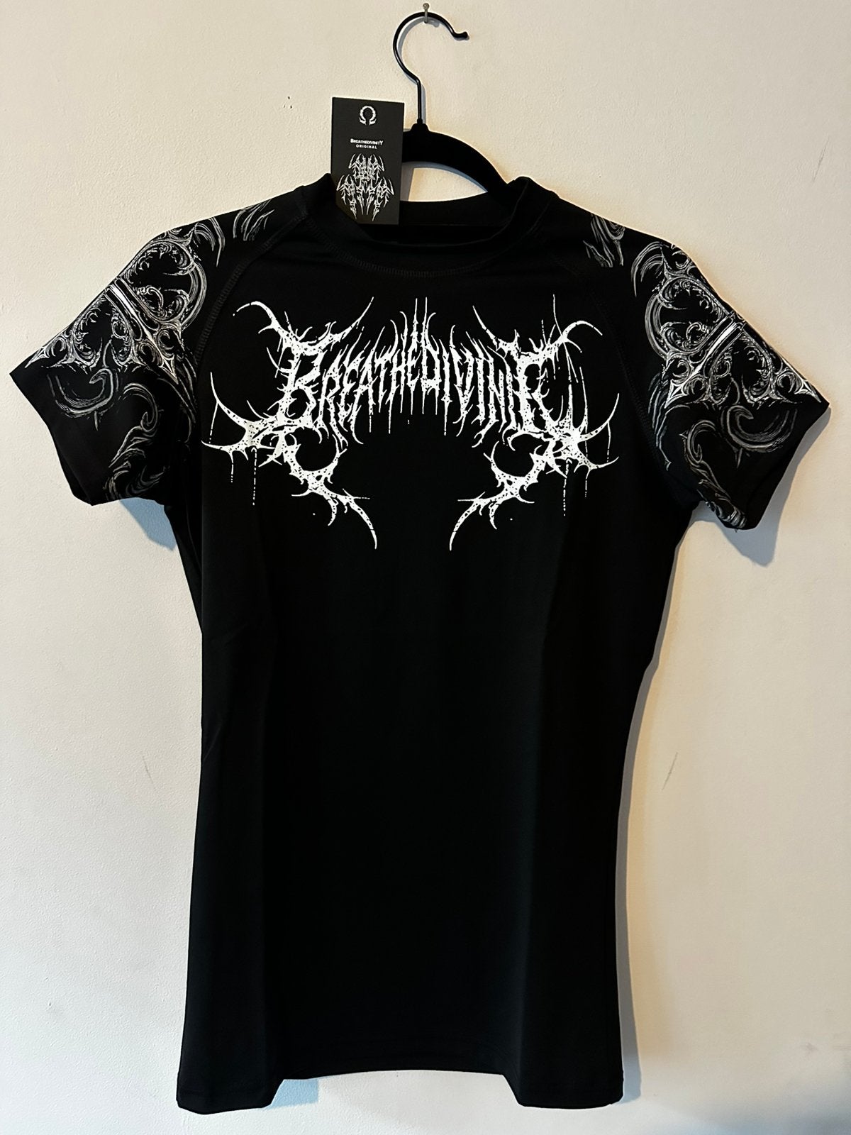 Breathe Divinity Original Black Graphic T-Shirt New, Kleding | Heren, Fitness, Maat 48/50 (M), Zwart, Nieuw