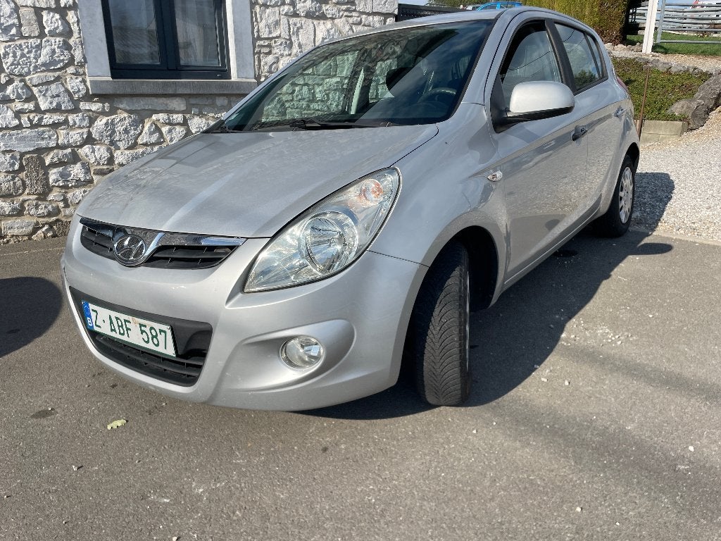 🛑Hyundai I20 1.4 CRDI  ✅150750 kms️➡️5portes ,climatisation, Euro 5, Achat, USB, Entreprise