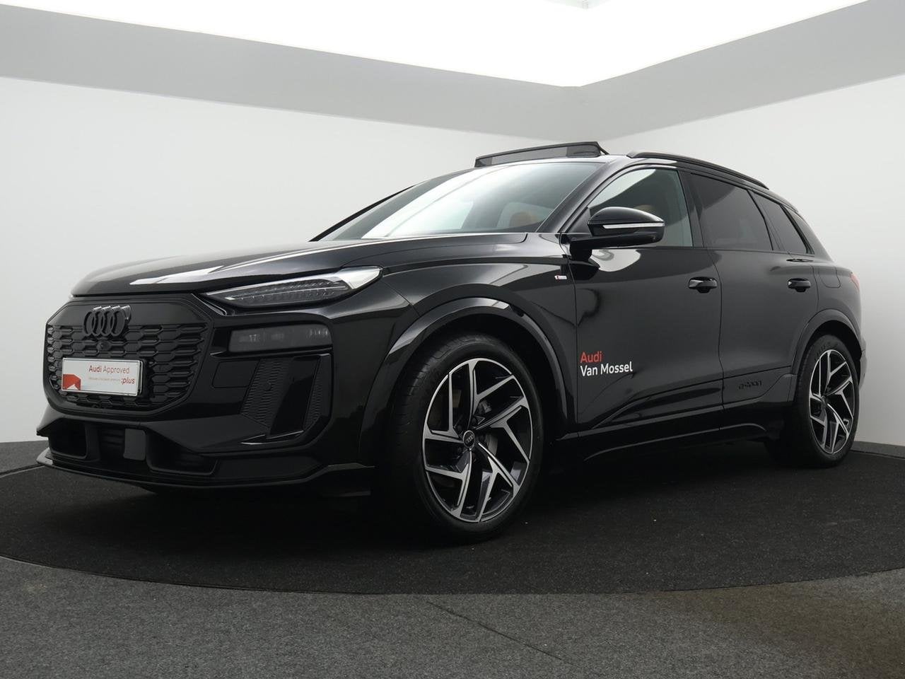 Audi Q6 e-tron 100 kWh 50 Performance S line Cognac interior