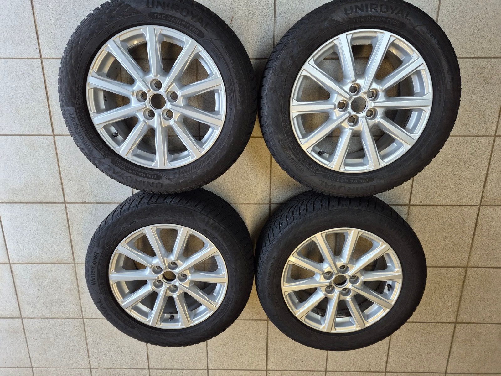 4 Jantes alu 17" d'origine Ford S-Max / Galaxy + Pneus Hiver, Autos : Pièces & Accessoires, Pneus & Jantes, Pneus et Jantes, Pneus hiver