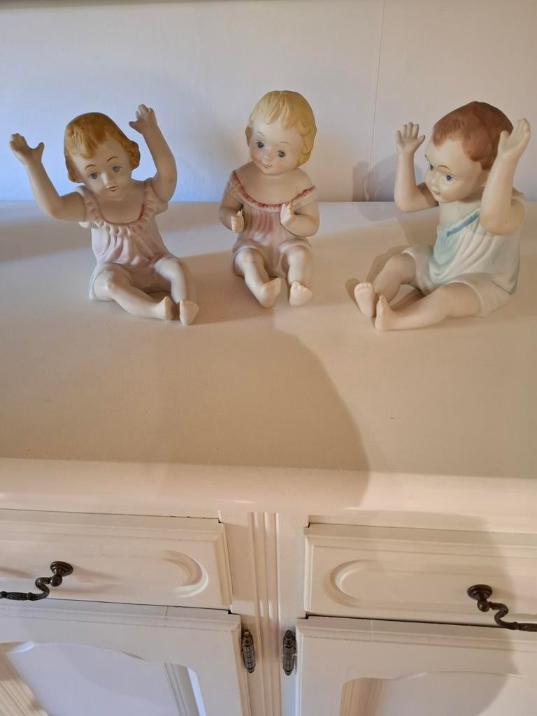 BABY Piano met porseleinen biscuit, Ophalen