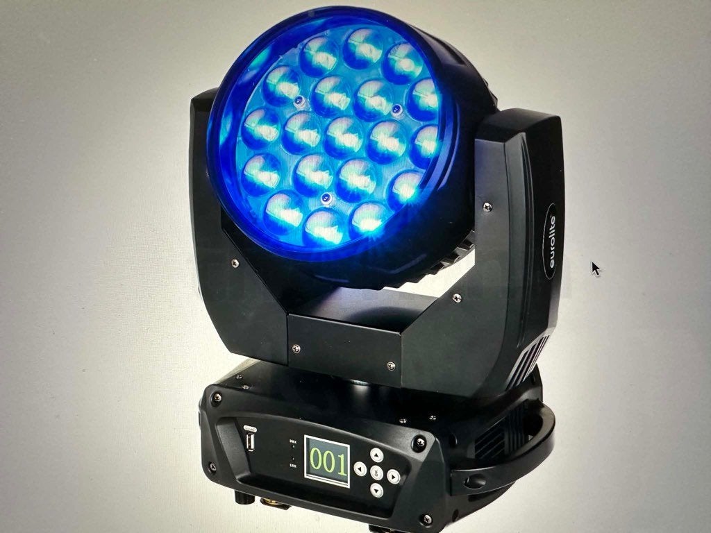 Vends 4X Eurolite TMH-X4 Moving-Head Wash Zoom + Flycases, Musique & Instruments, Enlèvement, Comme neuf, Lumières, Couleur