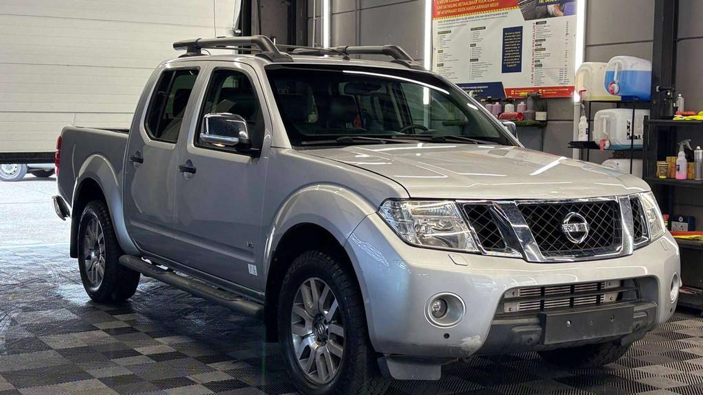 Nissan Navara 3.0 dCi V6 bj. 2013 AUTOMATIQUE 170Kw/230pk, Achat, 4 portes, Entreprise, 6 cylindres