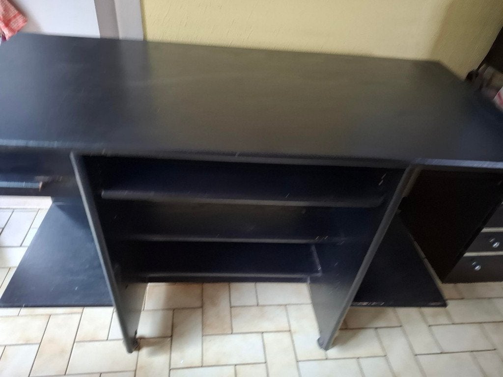 Bureau noir, Bureau d'ordinateur, Classique, 54 cm, Utilisé