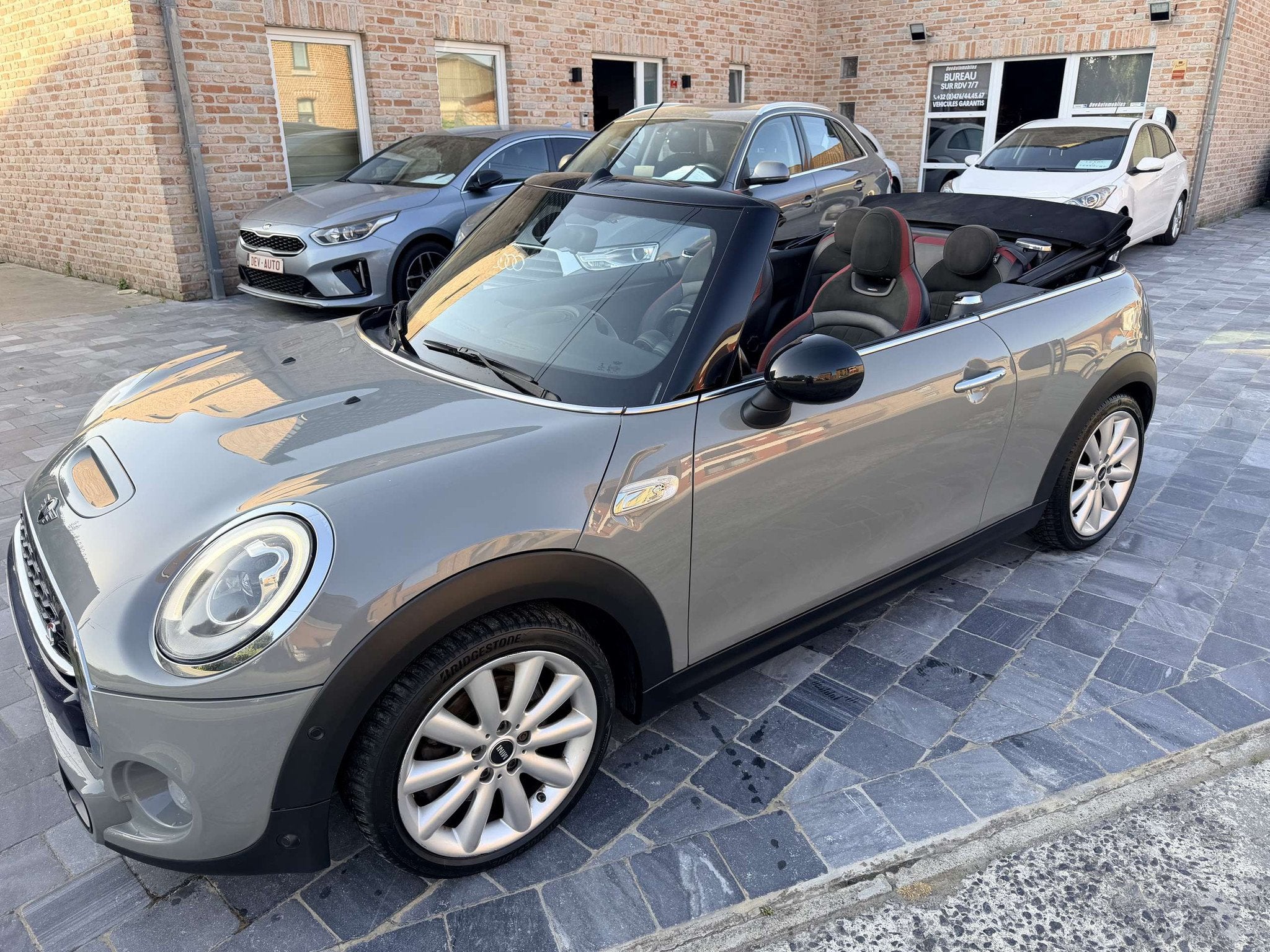 MINI Cooper S Cabrio *GARANTIE 12M* (bj 2017, automaat), Automaat, Cabriolet, Mini, Zilver of Grijs