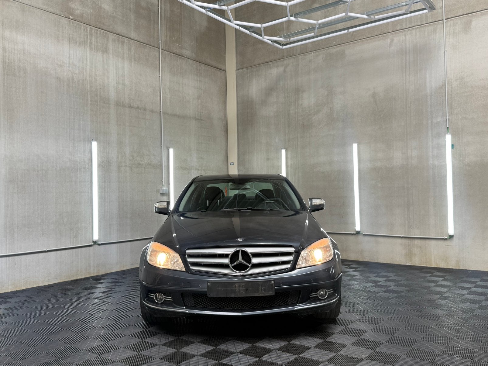 MERCEDES-BENZ C200/2.2 DIESEL/TREKHAAK/CRUISE/PDC, Autos, 100 kW, Argent ou Gris, Achat, Entreprise