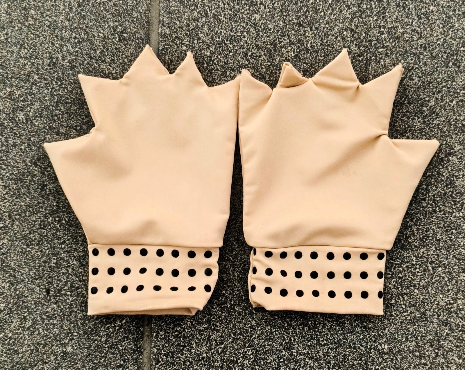 Handschoenen, Ophalen