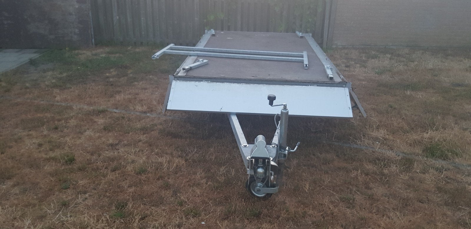 Aanhangwagen enkel as ongeremd 750 kg aluminiu met certifica, Ophalen, Zo goed als nieuw
