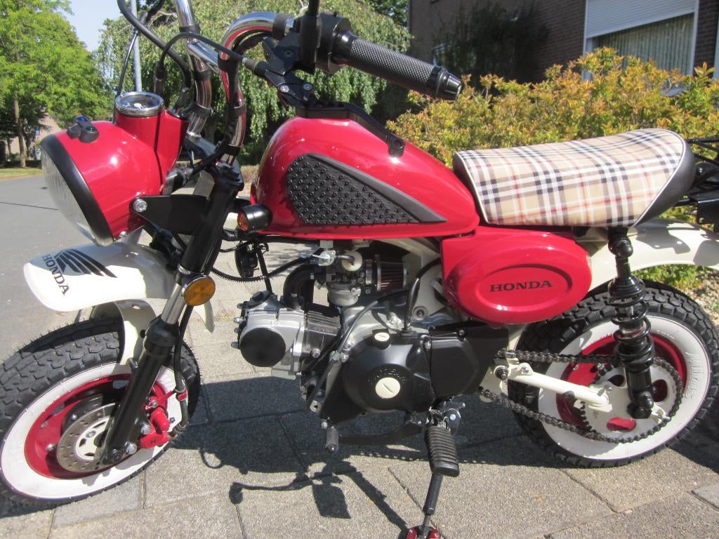 HONDA MONKY  JINCHENG, Enlèvement, 4 vitesses, 49 cm³