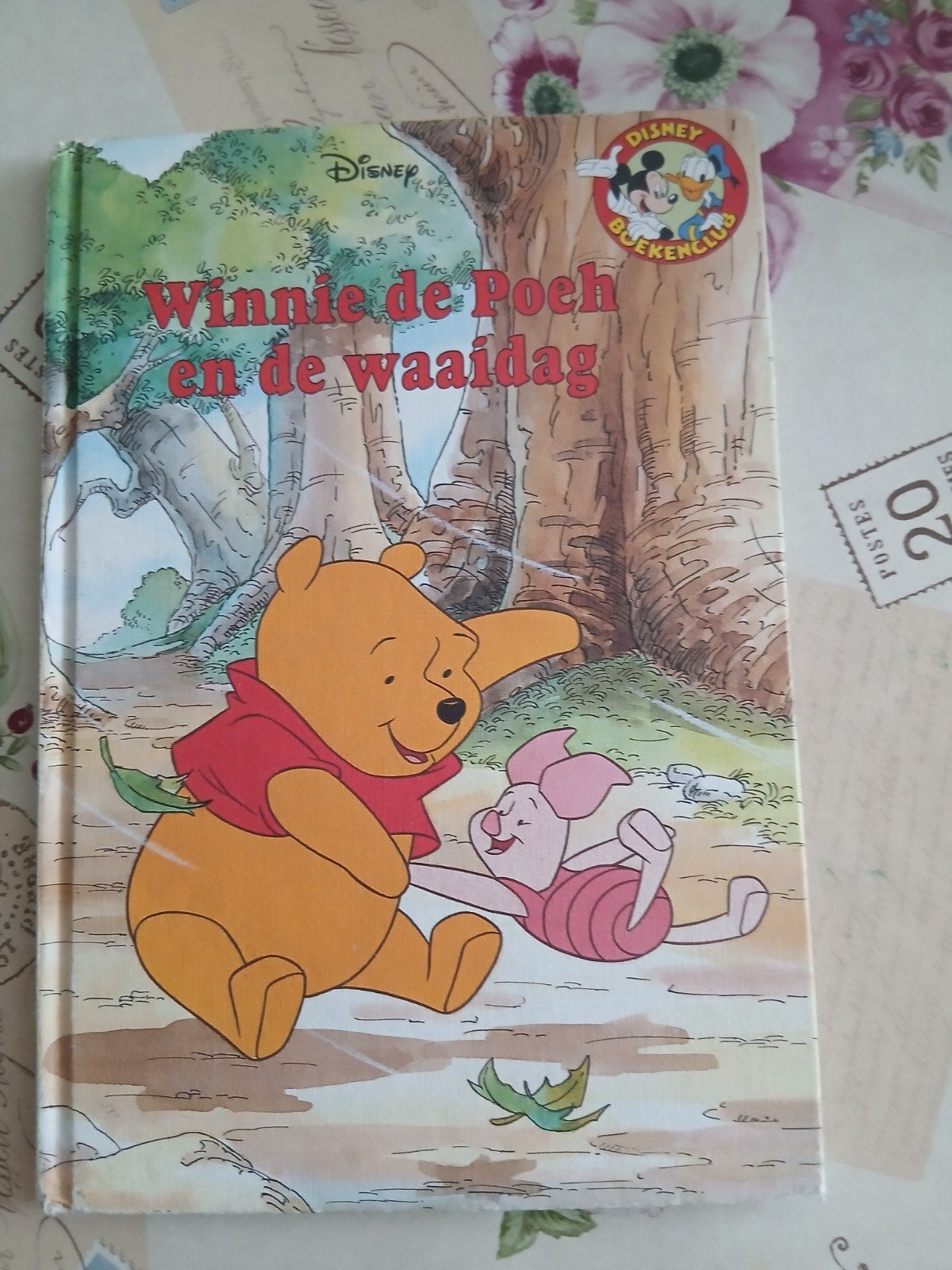 Winnie de poeh en de waaidag, Ophalen