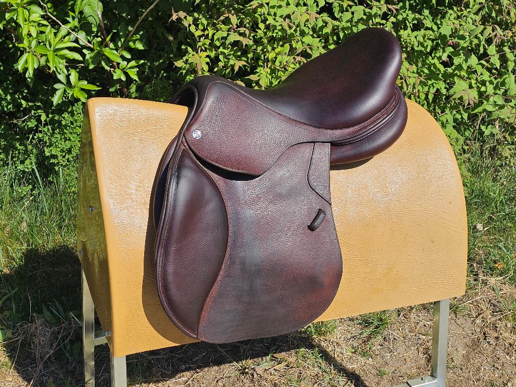 CWD Optim 17,5 inch 2023 Zeer netjes, Dieren en Toebehoren, Paarden en Pony's | Zadels, Ophalen of Verzenden, Gebruikt, Springen