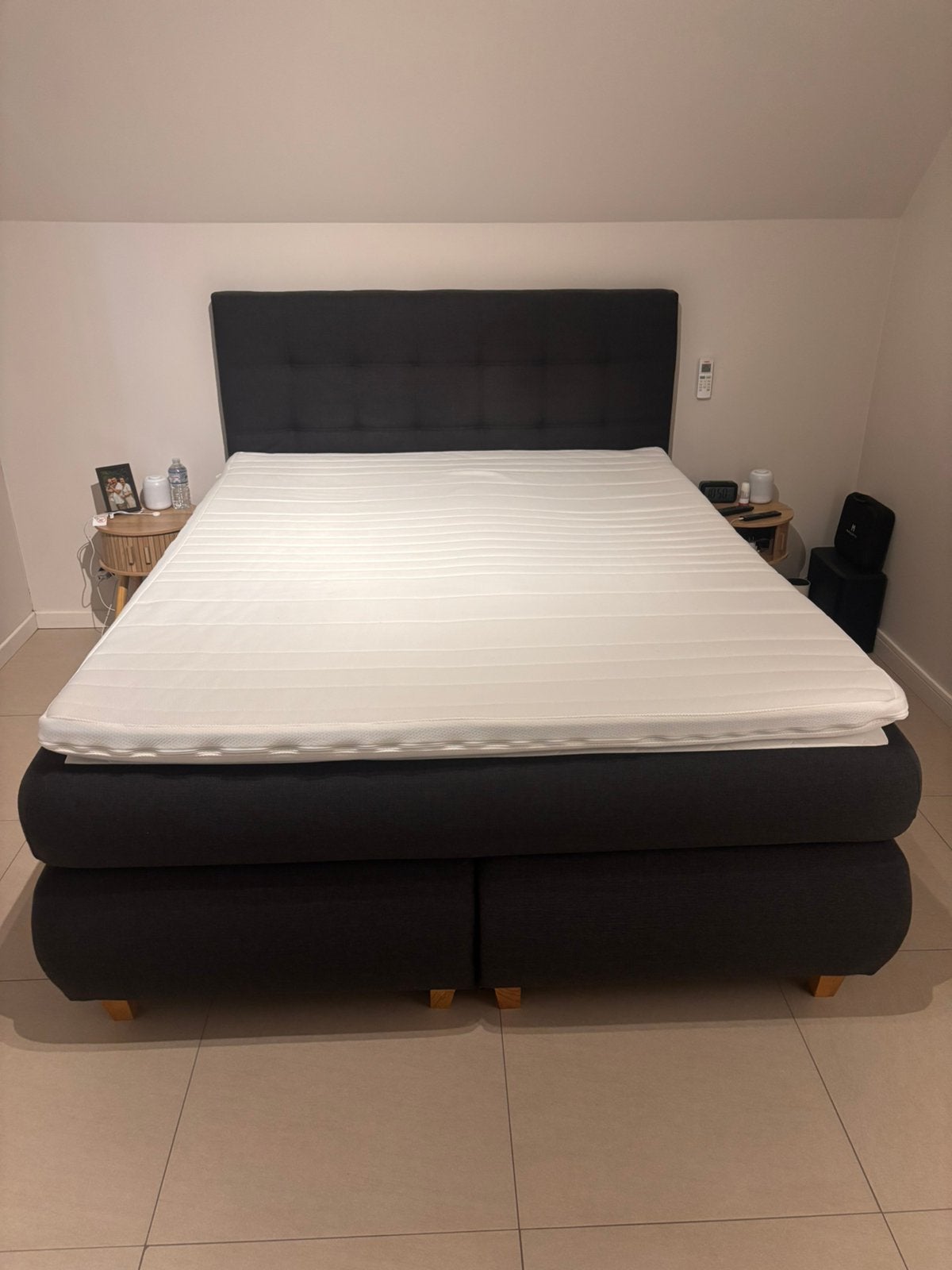 Boxspring jysk 160x200, Huis en Inrichting, Ophalen, Zo goed als nieuw