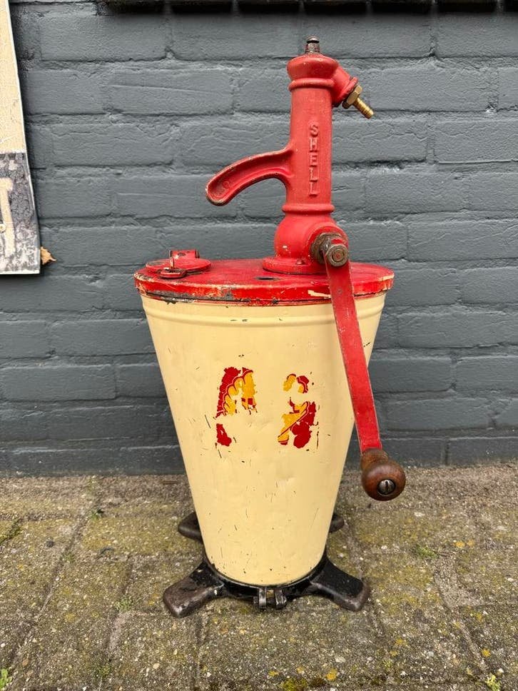 Vintage Shell Dentax Oliepomp - Authentiek Garage Decor