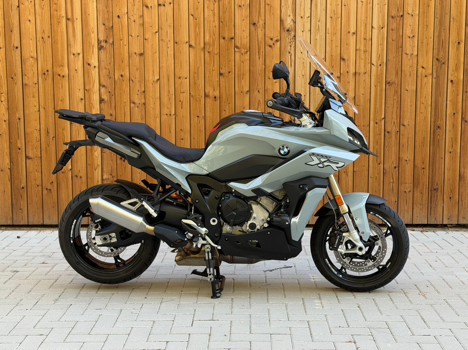 BMW S1000XR | 6.000KM | NIEUWSTAAT | EERSTE EIGENAAR, Occasion, Handvatverwarming, 4 cilinders, Motorrijbewijs A