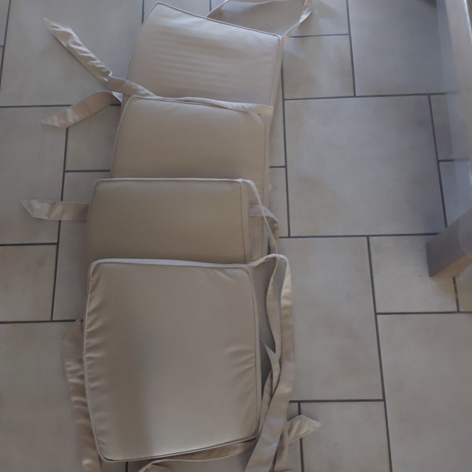 4 mooie kussens met lint voor op stoelen, Ophalen of Verzenden