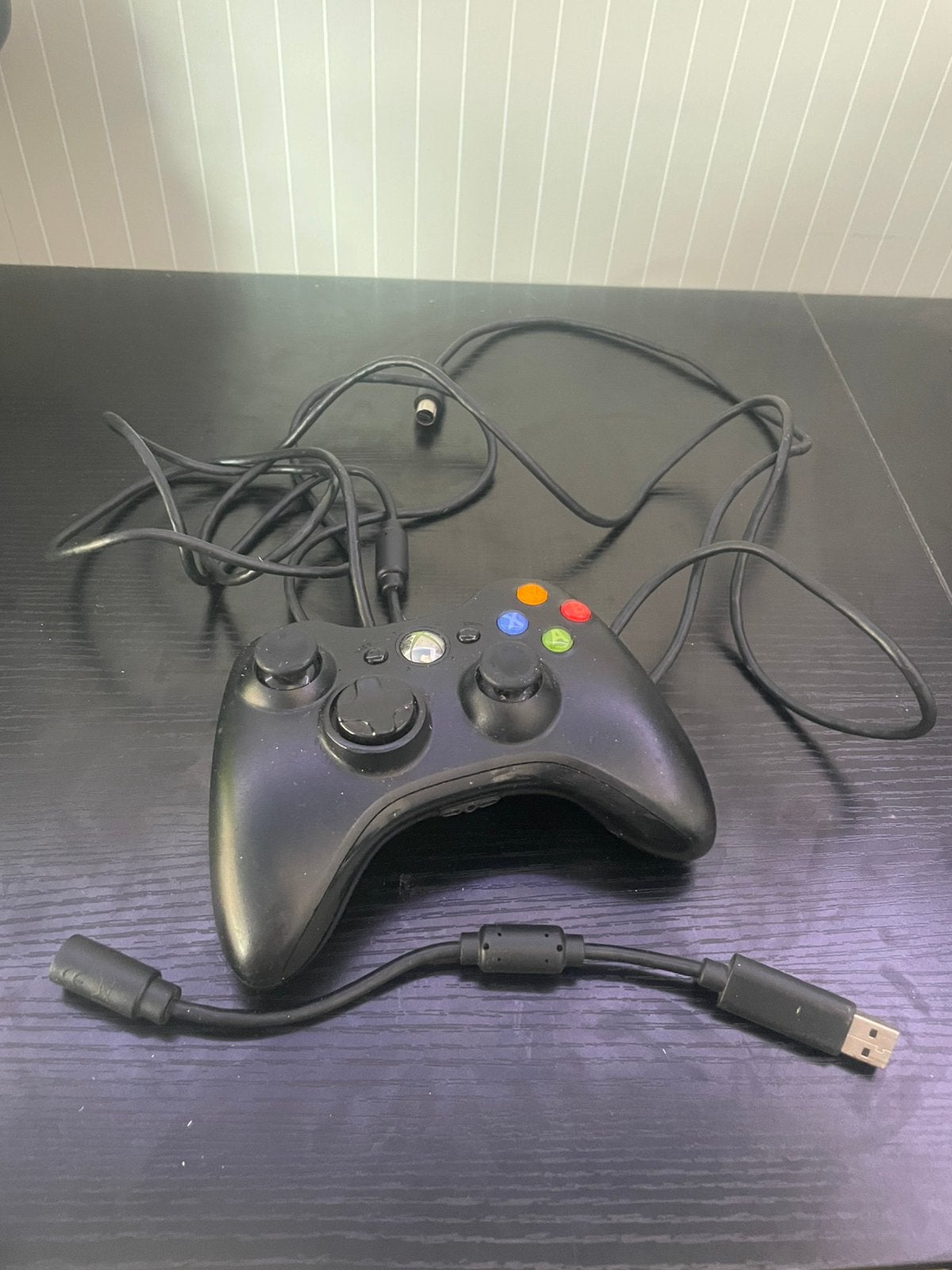 Microsoft Xbox 360 Controller bedraad – kabel beschadigd, Games en Spelcomputers, Spelcomputers | Xbox | Accessoires, Gebruikt
