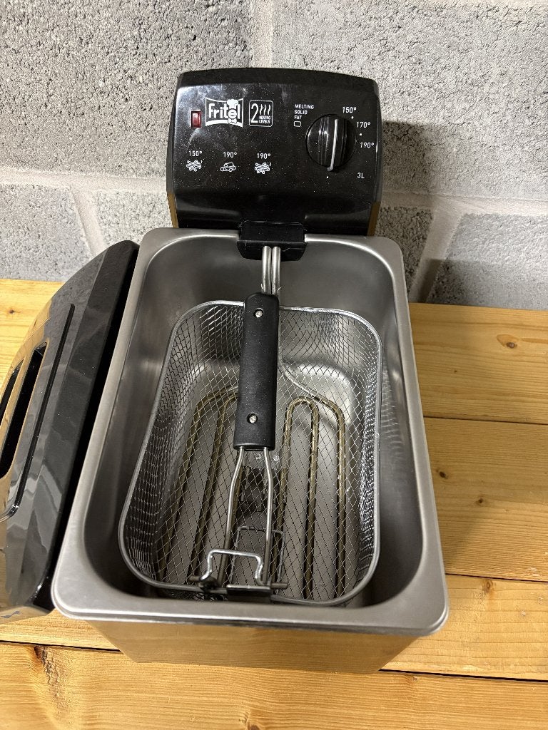 Friteuse, Elektronische apparatuur, Frituurpannen, 2 tot 3 liter, Ophalen, Zo goed als nieuw